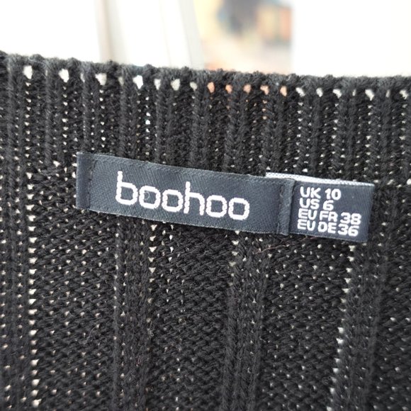 Black off-the-shoulder/cold-shoulder sweater - Picture 3 of 4